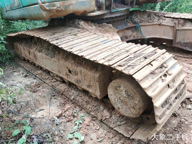 神钢 SK250-8 挖掘机