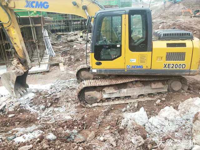徐工 XE135D 挖掘机