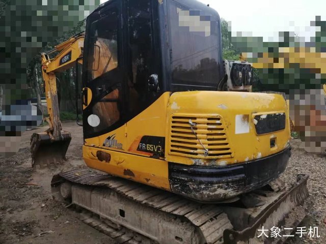 雷沃重工 FR65 挖掘机