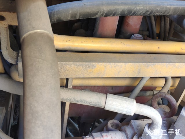 柳工 CLG200-3 挖掘机