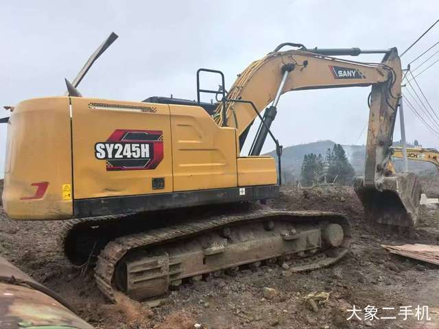 三一重工 SY245H 挖掘机