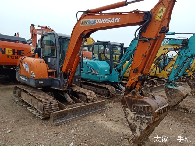 斗山 DH60-7 挖掘机
