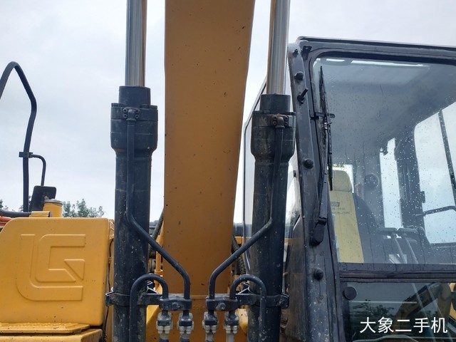 柳工 CLG915E 挖掘机