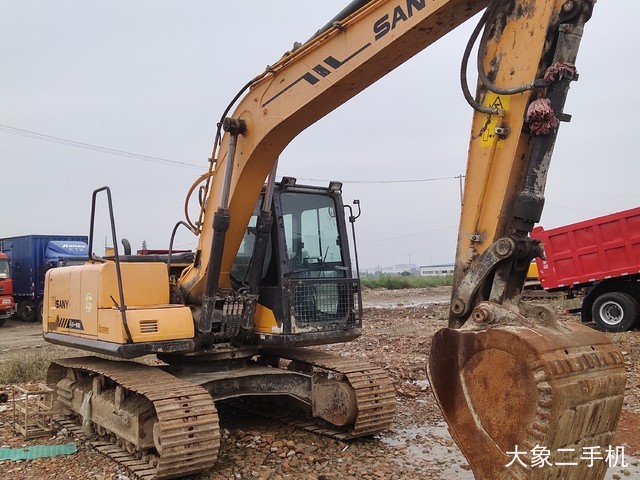 三一重工 SY155C 挖掘机