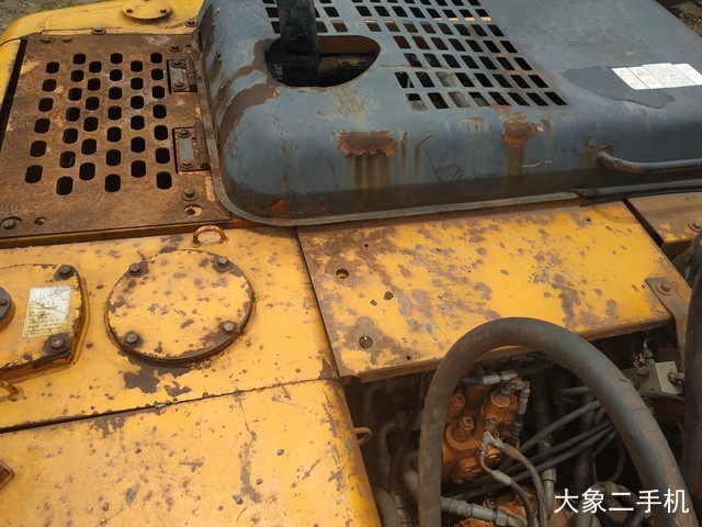 三一重工 SY235C-8 挖掘机