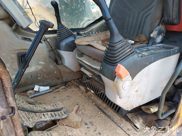 三一重工 SY265C-9 挖掘机