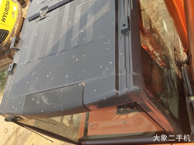 日立 ZX200-5A 挖掘机