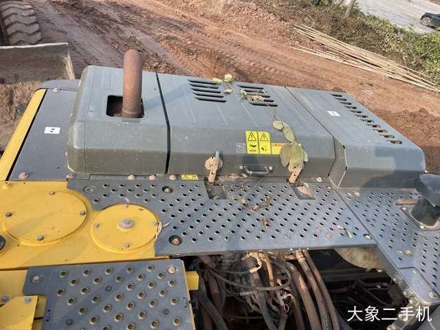 沃尔沃 EC200D 挖掘机