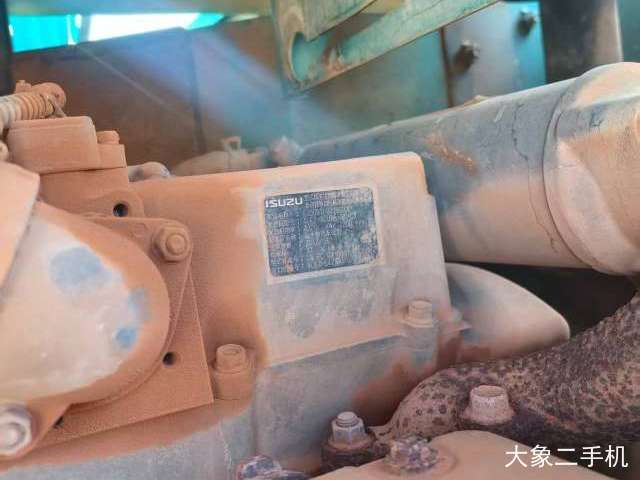 神钢 SK75-8 挖掘机