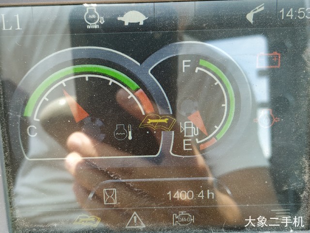 徐工 XE135D 挖掘机