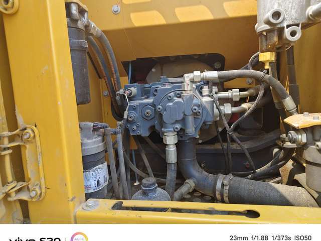 徐工 XE135D 挖掘机