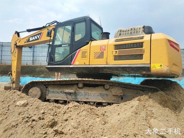 三一重工 SY245H 挖掘机