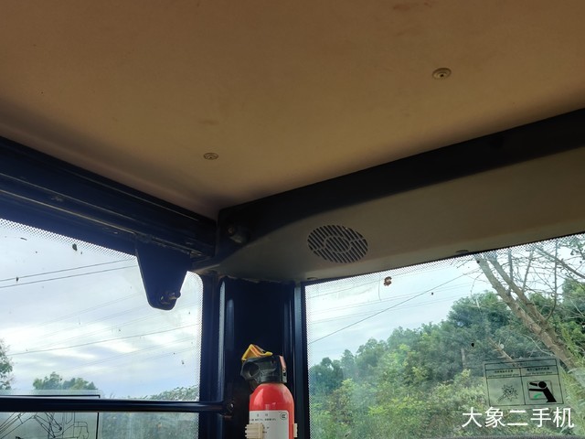 三一重工 SY75C 挖掘机