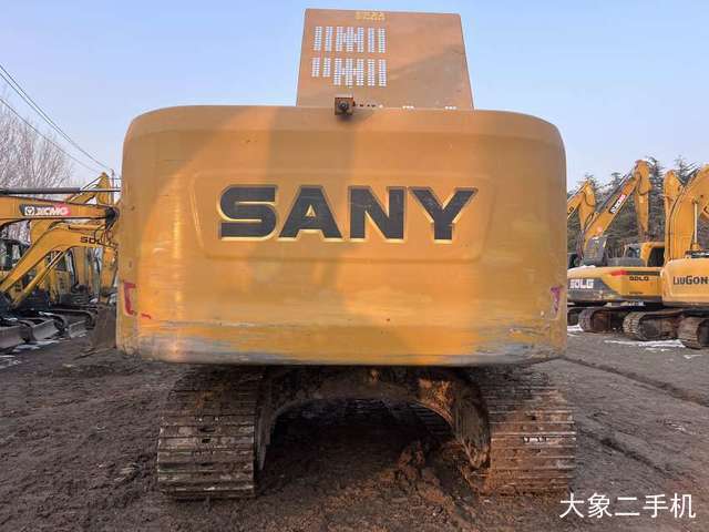 三一重工 SY205C-8S 挖掘机