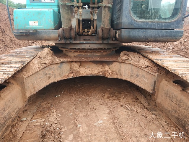 神钢 SK350LC-8 挖掘机