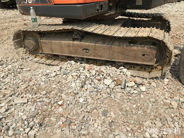 斗山 DX75 挖掘机