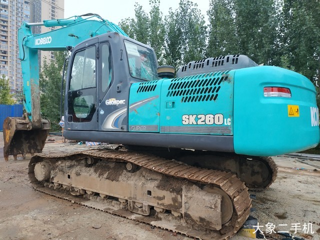 神钢 SK260LC-8 挖掘机