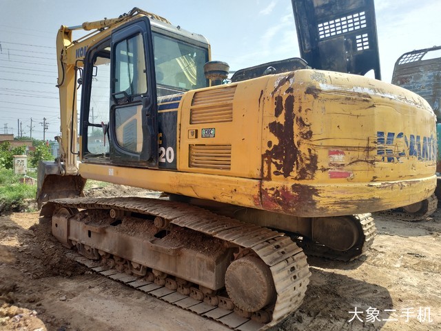 小松 PC220-8M0 挖掘机