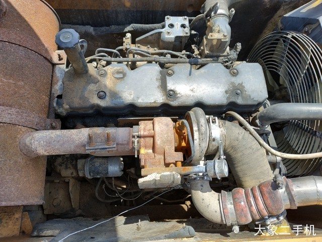 现代 R265LC-9 挖掘机