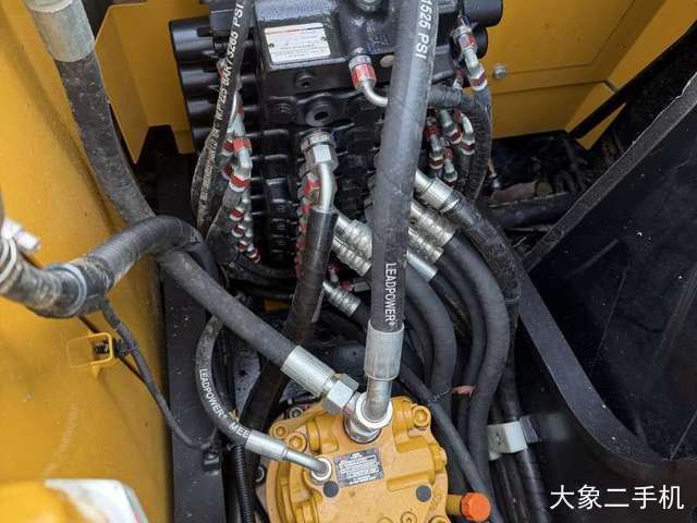 三一重工 SY75C 挖掘机