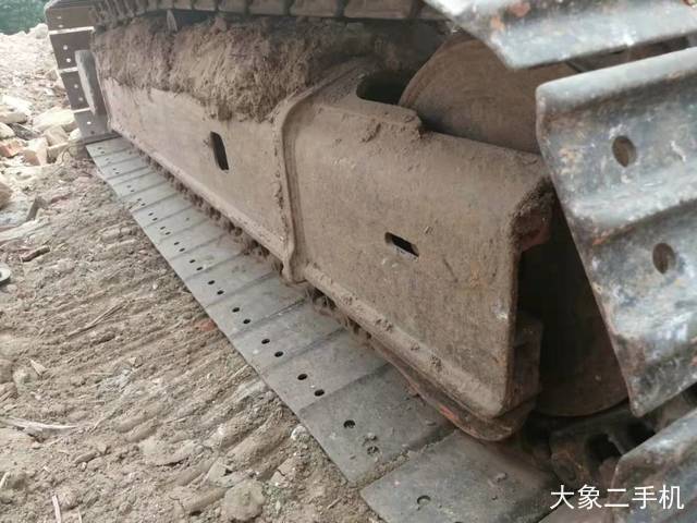 神钢 SK75-8 挖掘机