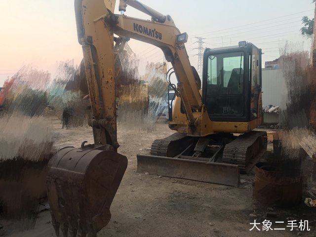 小松 PC56-7 挖掘机