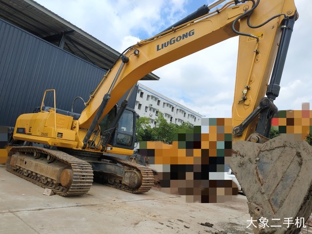 柳工 CLG936E 挖掘机