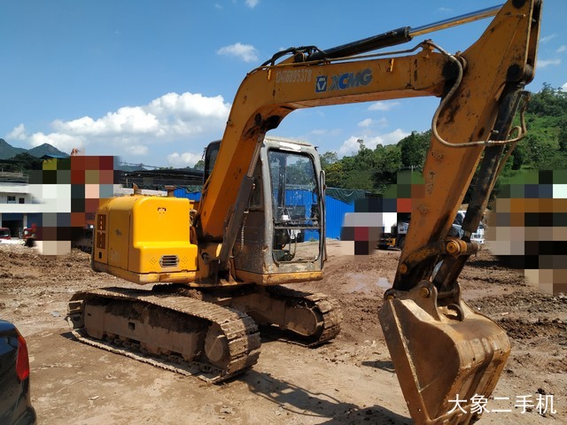 徐工 XE80 挖掘机