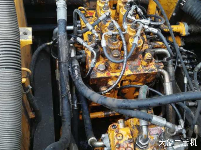 三一重工 SY215C-8S 挖掘机