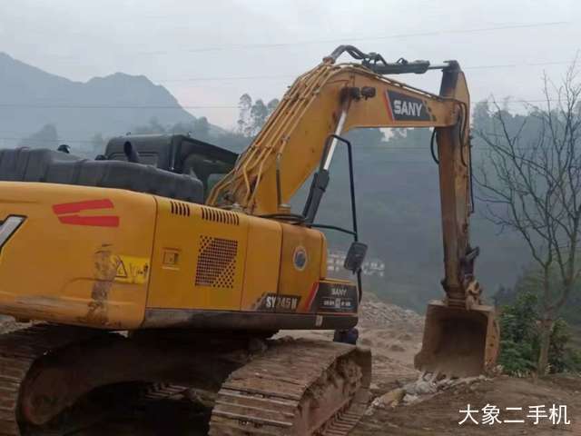 三一重工 SY200C 挖掘机