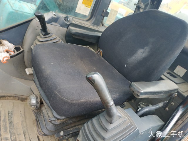 神钢 SK350LC-8 挖掘机