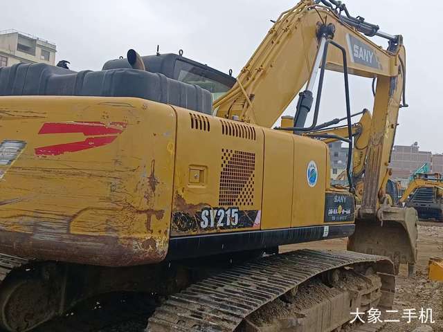 三一重工 SY205C-9 挖掘机