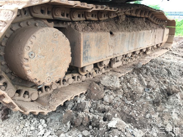 三一重工 SY235C 挖掘机