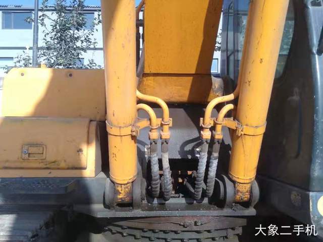 现代 R305LC-7 挖掘机