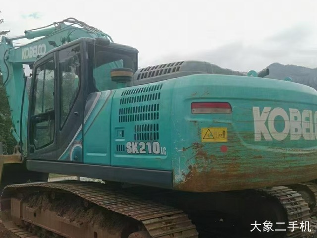 神钢 SK210LC-10 挖掘机