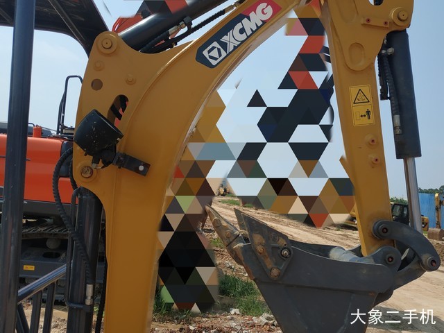 徐工 XE15 挖掘机