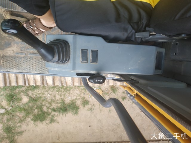 徐工 XE370D 挖掘机