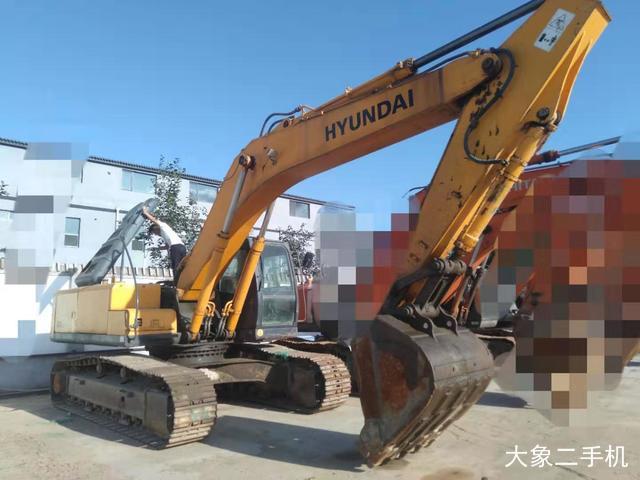 现代 R305LC-7 挖掘机