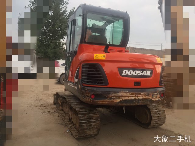 斗山 DX60-9C 挖掘机