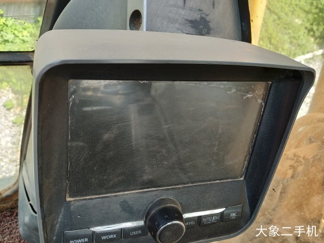 现代 R265LC-9 挖掘机