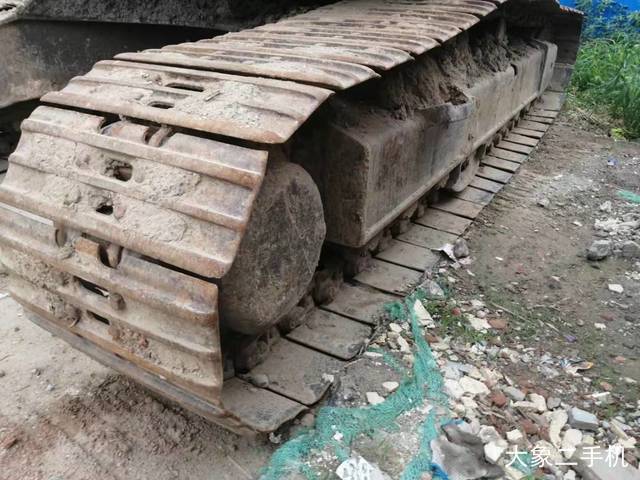 三一重工 SY215C-8 挖掘机