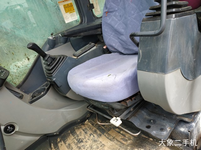 神钢 SK260LC-8 挖掘机