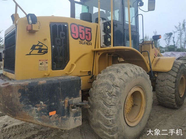 成工 CG955 装载机