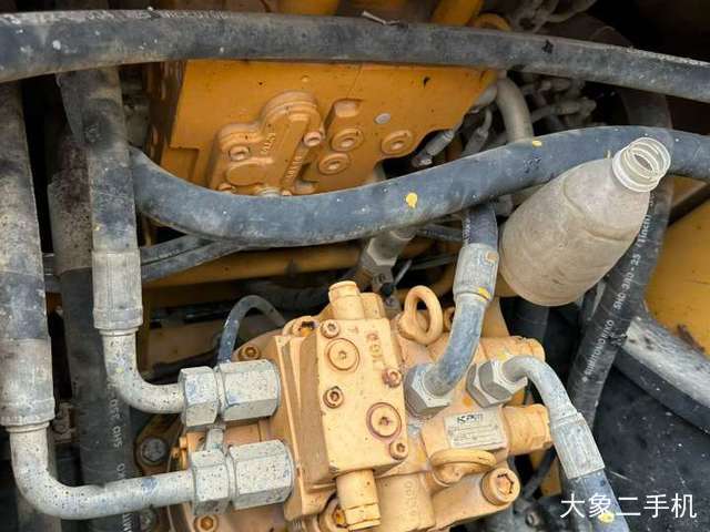 三一重工 SY215C 挖掘机