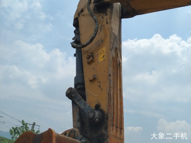 徐工 XE470D 挖掘机