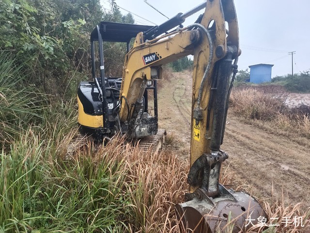 三一重工 SY26U-10 挖掘机