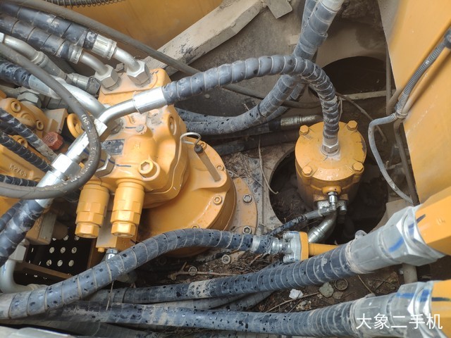 三一重工 SY155C-9 挖掘机