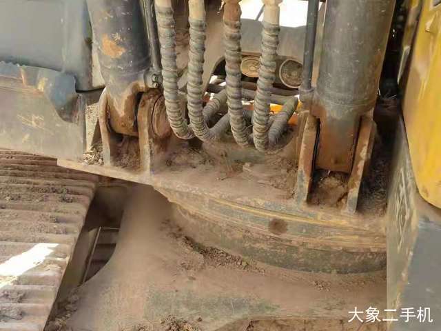 徐工 XE135D 挖掘机