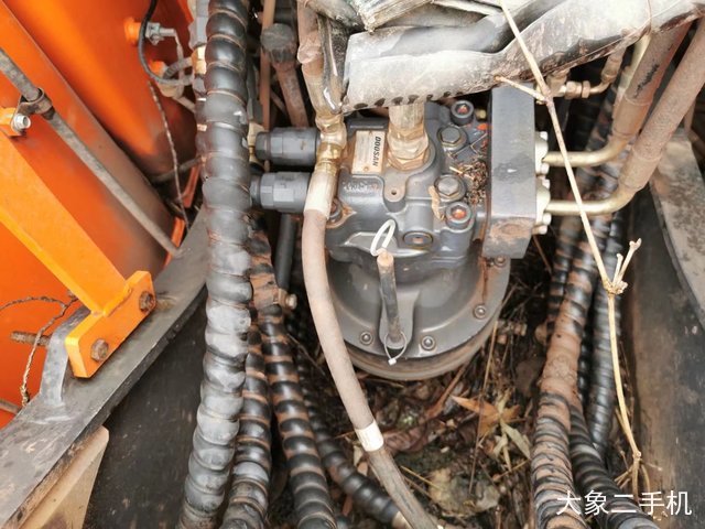 斗山 DX120-9C 挖掘机
