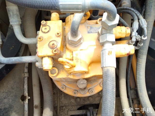 三一重工 SY225C 挖掘机